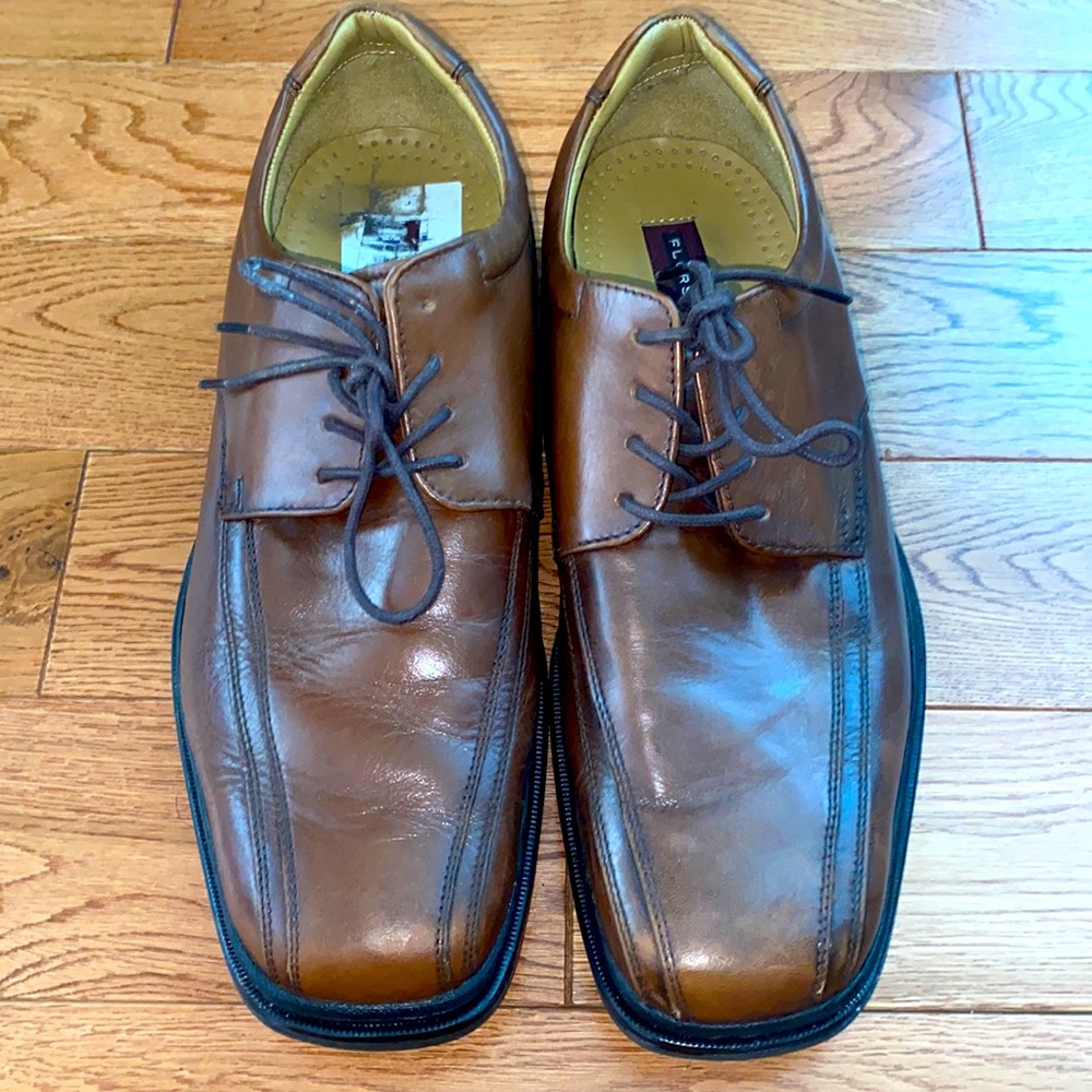 NWOT Men’s Florsheim oxfords